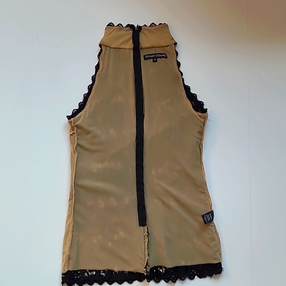 JULIAN CHANG Rihana Lace Top with Leather Roses - Picture 7 of 9